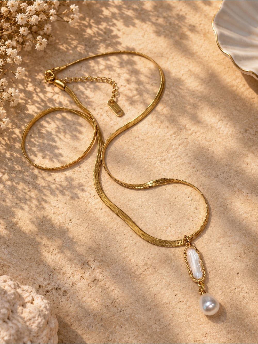 Gold Pearl Drop Pendant Necklace - Elegant Women’s Jewelry